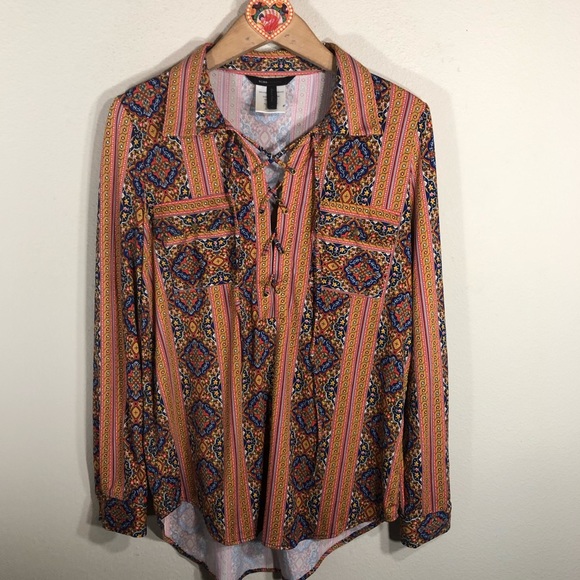 BCBGMaxAzria Retro-inspired boho print lace front collared top - Picture 5 of 15